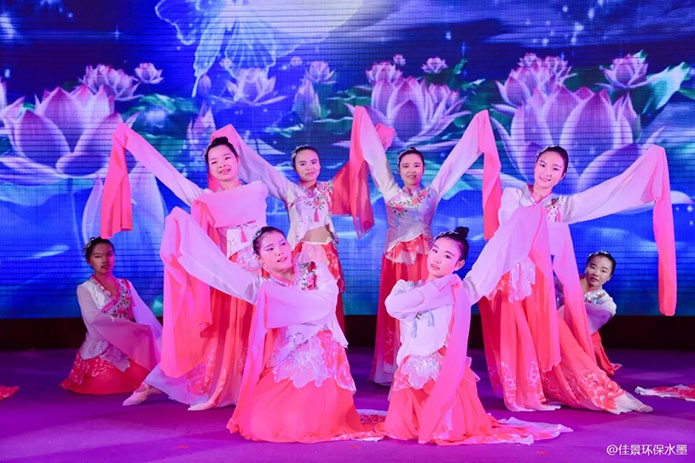 2-19101Q044321Z.jpg 热烈祝贺佳景科技总经理刘玉珍当选寮步镇女企业家协会首届会长(图8)